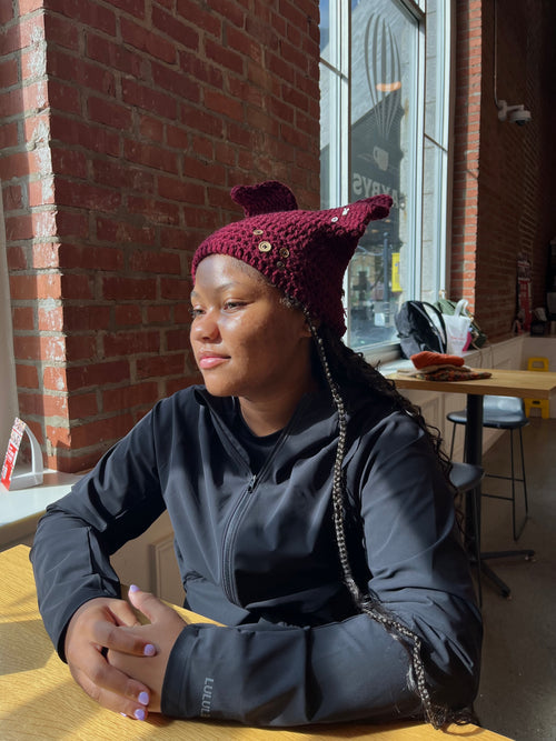 ⋆☕︎ ⋆✴︎˚｡⋆ • MAROON BUTTON BABY BEANIE ⋆☕︎ ⋆✴︎˚｡⋆ •